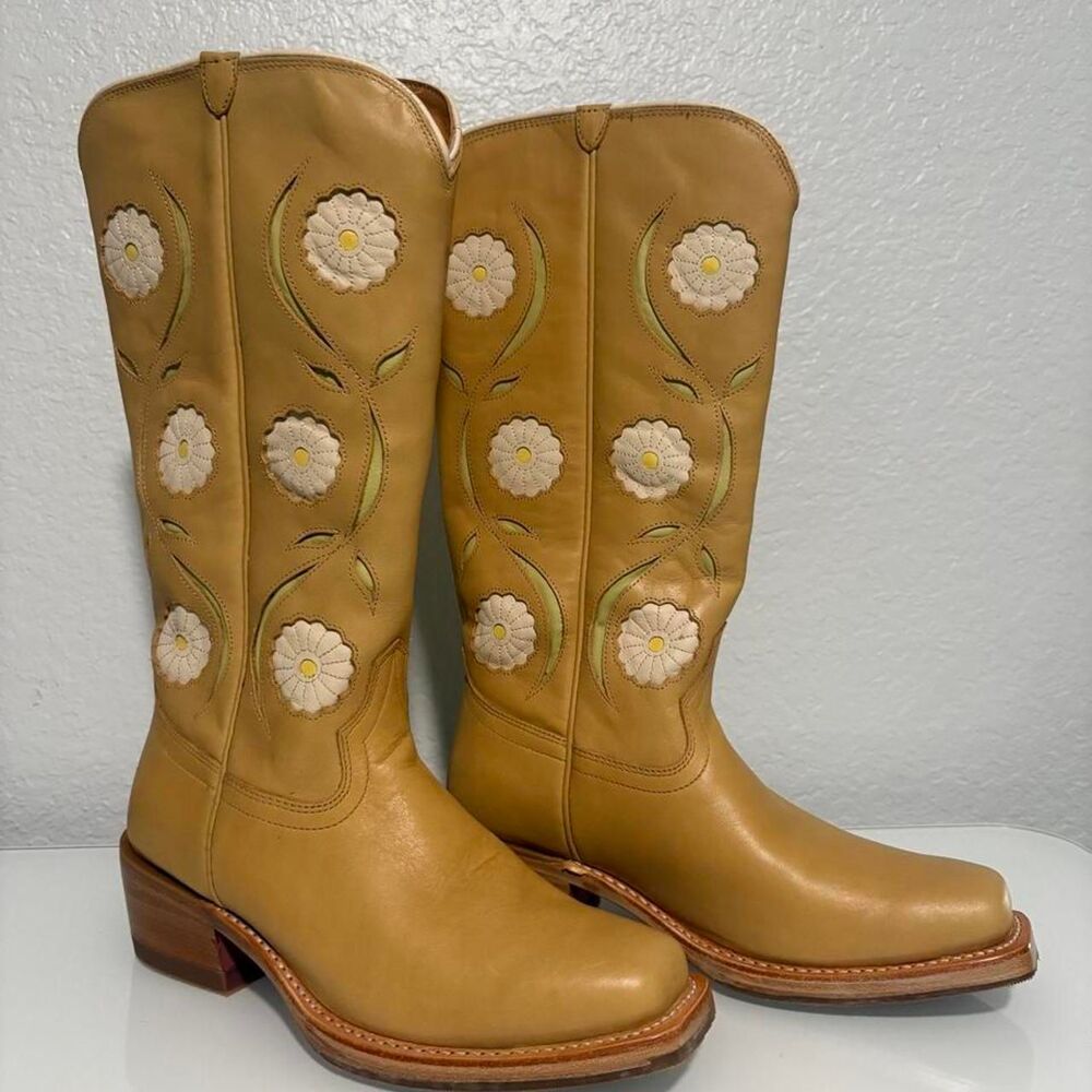 Tecovas Charlie bloom pale yellow size 6.5 boots